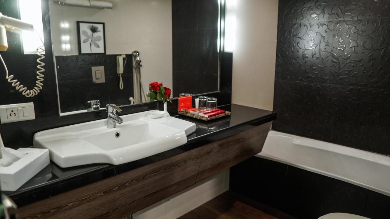 Hotel Centre Point Nagpur Exterior foto
